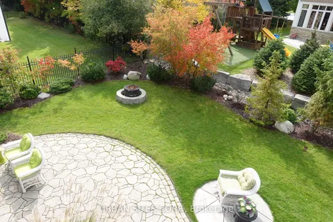 112 Venture Blvd, Blue Mountains, ON L9Y 0B6