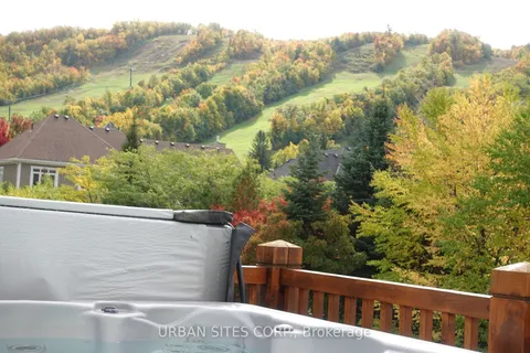 112 Venture Blvd, Blue Mountains, ON L9Y 0B6