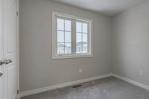 14 Tegan Crt, Loyalist, ON K0H 2H0