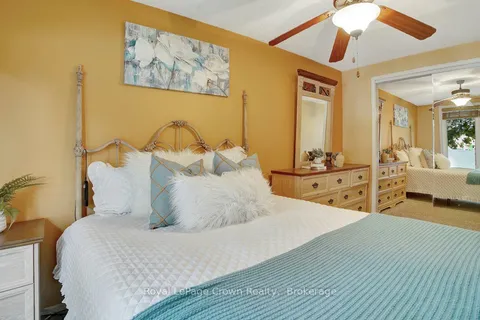 66 Carter Cres, Cambridge, ON N1R 7L4