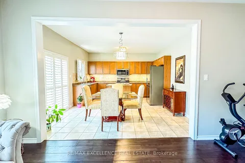 965 O&apos;Reilly Cres, Shelburne, ON L9V 2S4