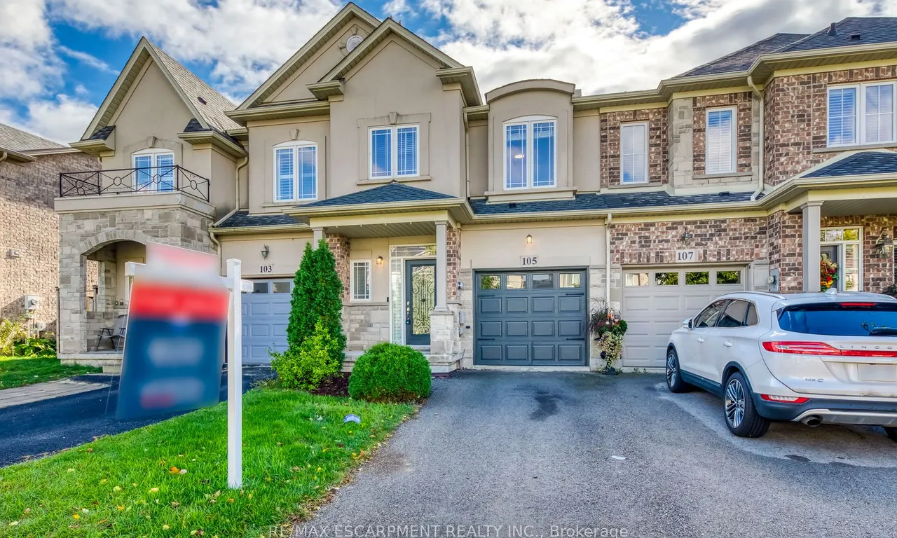 105 Highgate Dr, Hamilton, ON L8J 3P2