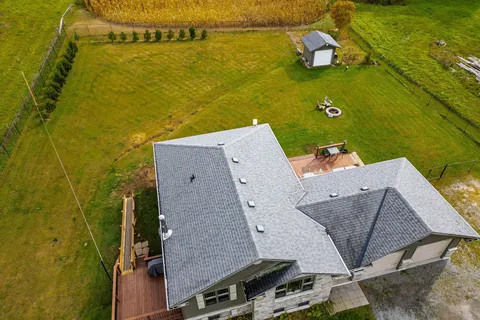1101 Gunter Settlement Rd, Quinte West, ON K8V 5P6
