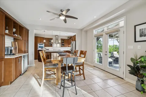 48 Creek View Dr, West Lincoln, ON L0R 2A0