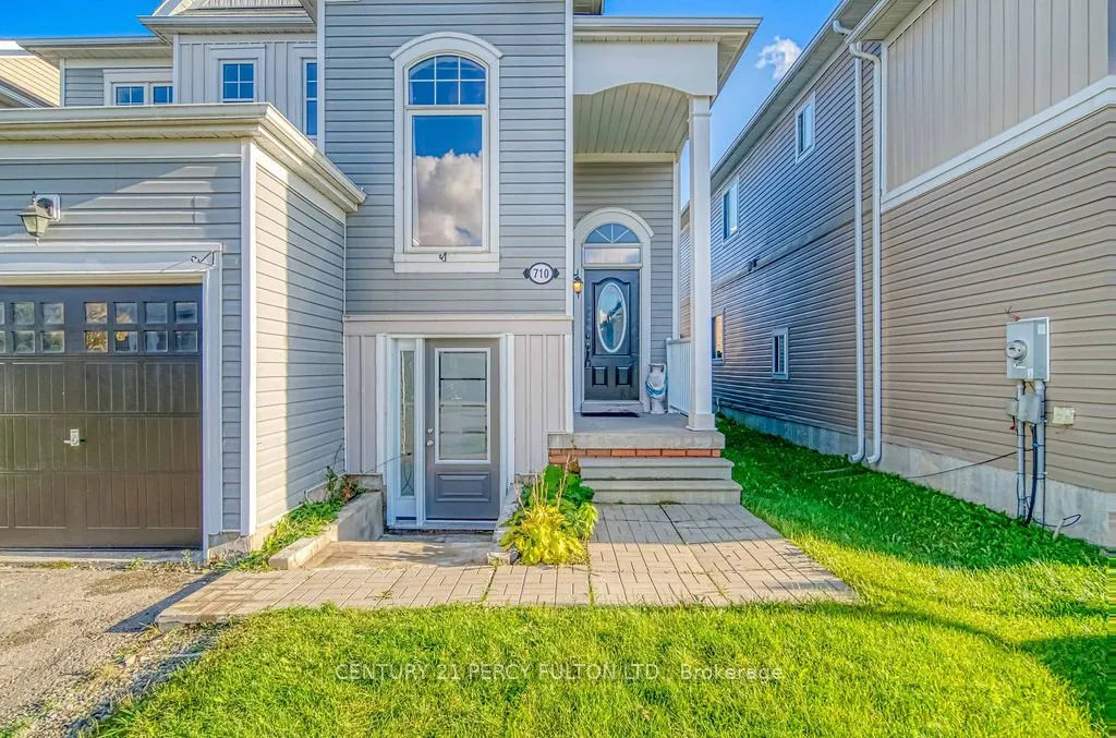 710 Halbert Dr, Shelburne, ON L0N 1S2