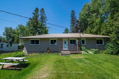 56 Sturgeon Glen Rd, Kawartha Lakes, ON K0M 1N0