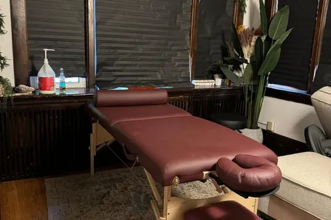 32 Simeon St, Kitchener, ON N2H 1S1