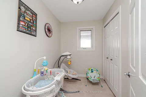 27 Joyce St, Kingston, ON K7K 6V7