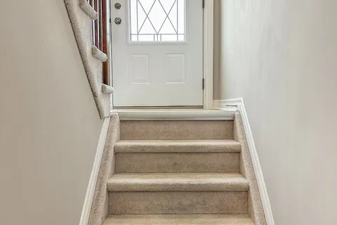 27 Joyce St, Kingston, ON K7K 6V7