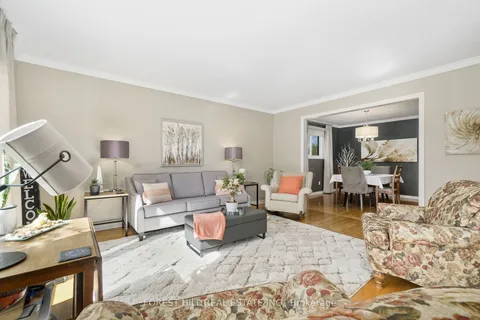 1022 Southlawn Dr, Peterborough, ON K9J 1G4