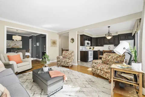 1022 Southlawn Dr, Peterborough, ON K9J 1G4