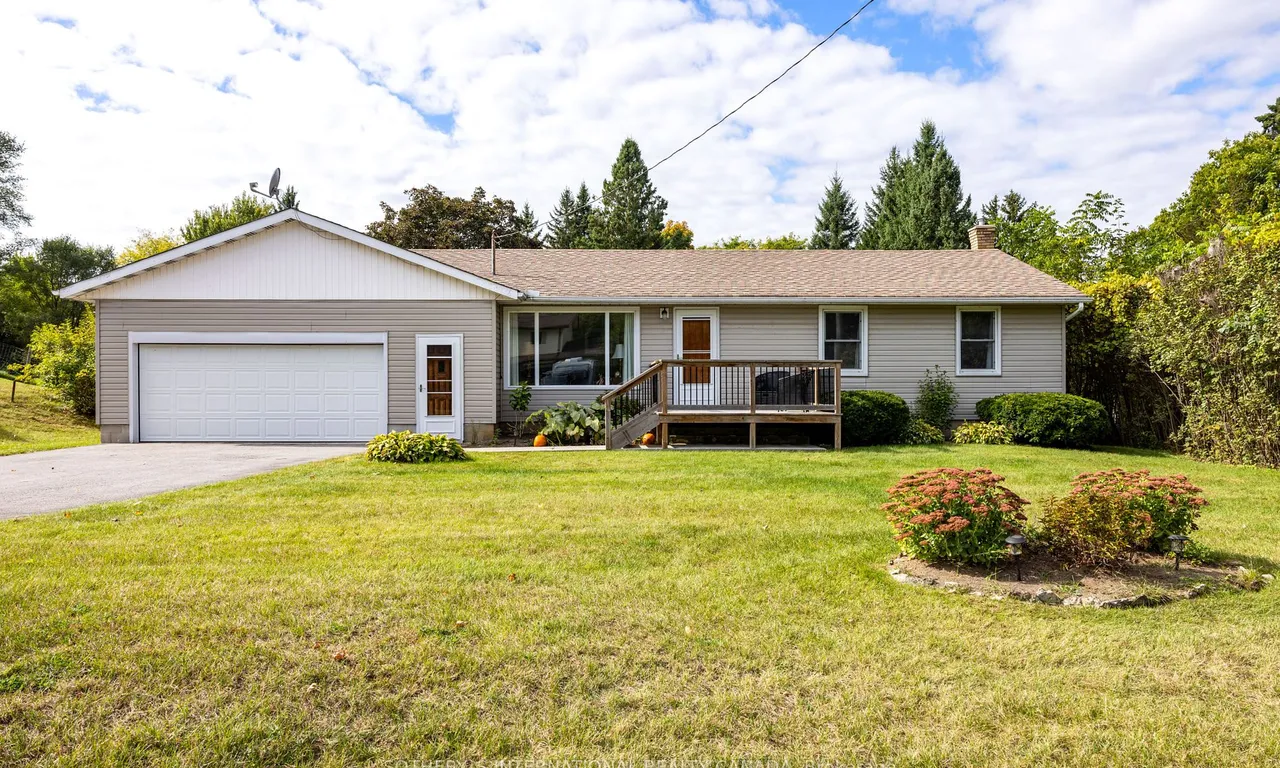 58 Old Portage Rd, Quinte West, ON K0K 1L0