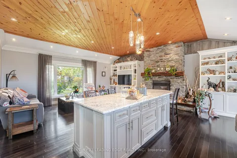 6123 Trafalgar Rd, Erin, ON L0N 1N0