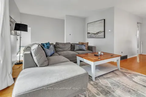 6 Palmerston Pl, Hamilton, ON L8K 5M2