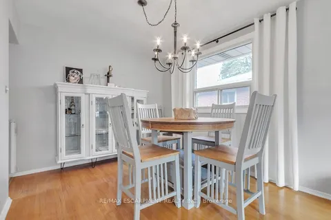 6 Palmerston Pl, Hamilton, ON L8K 5M2