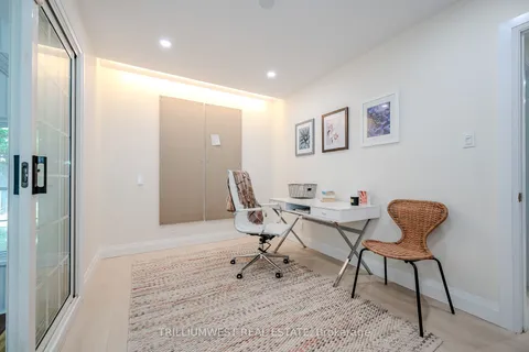 72 Valewood Pl, Kitchener, ON N2H 4N6