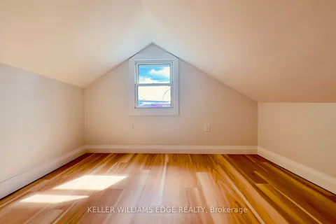 270 Metcalfe St, Norfolk, ON N3Y 3Y2