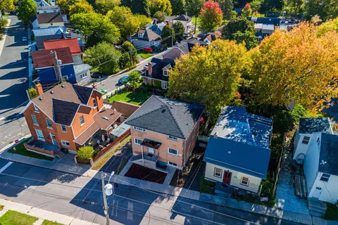 21 Cherry St, Kingston, ON K7K 3W2