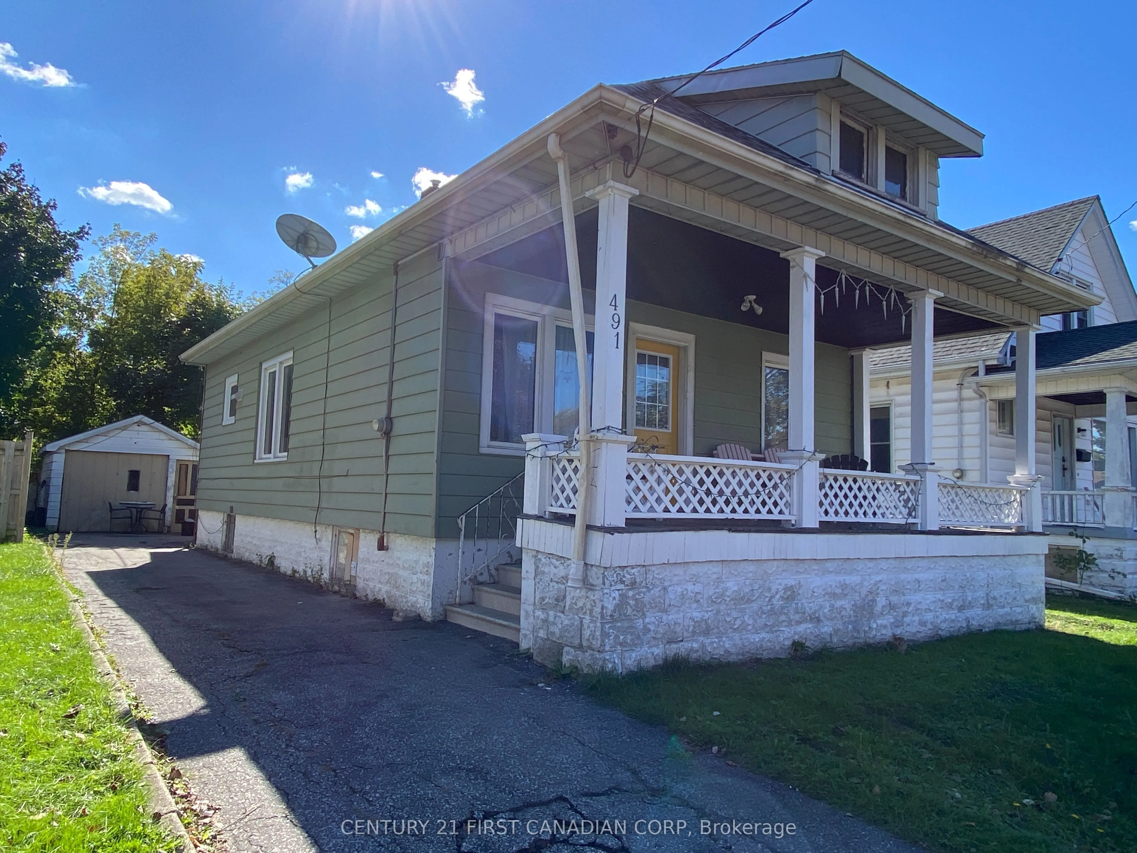 491 Wellington Street, ON N7T 1J1
