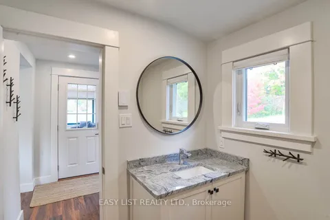 1021 Marina Road, Lake of Bays, ON P1H 2J6
