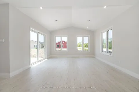 1 Lake Dr, Ashfield-Colborne-Wawanosh, ON N7A 0C6
