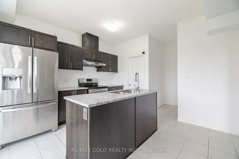 46 Beauchamp Dr, Cambridge, ON N1S 0A8