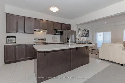 31 Hitchman St, Brant, ON N3L 0L8