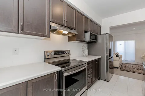 31 Hitchman St, Brant, ON N3L 0L8
