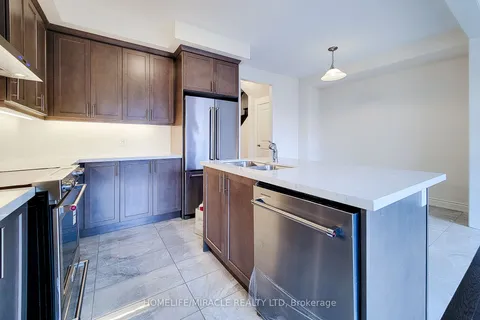 1101 Garner Rd, Hamilton, ON L9G 3K9