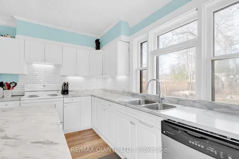 315 Arthur St, Tweed, ON K0K 3J0