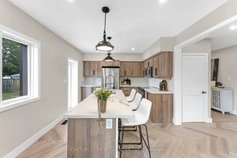 445 Arvilla Blvd, London, ON N5V 1S7