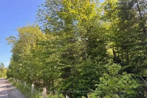 NA Glamorgan Rd, Highlands East, ON K0M 1S0