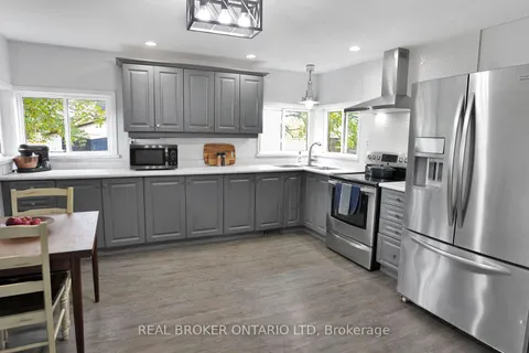 216 Victoria St, South Huron, ON N0M 1M0
