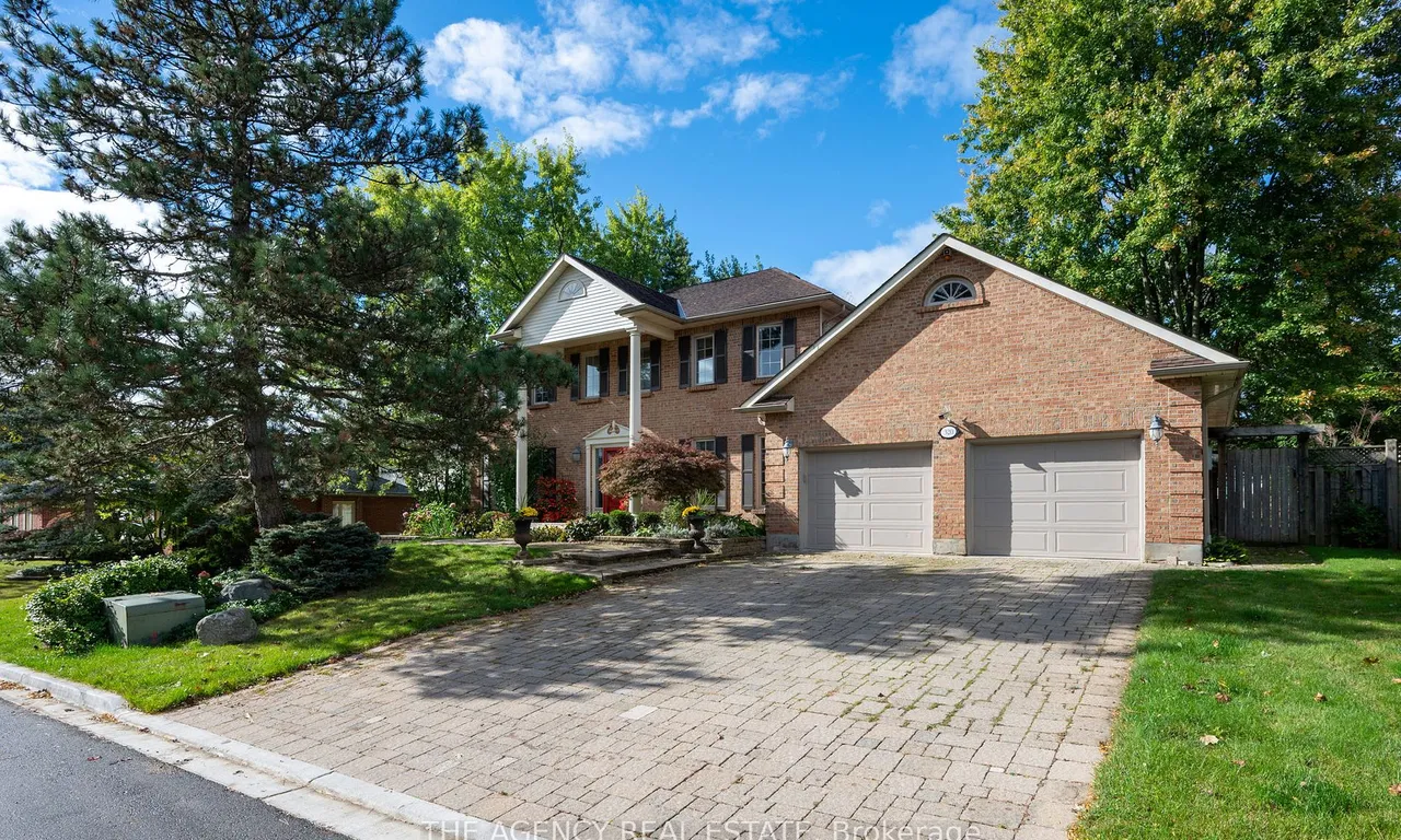 320 Grangeover Pl, London, ON N6G 4K5