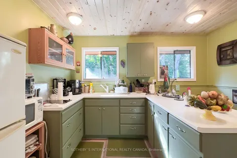 74877&amp;9 Dr. George Smith Ave, Bluewater, ON N0M 1G0