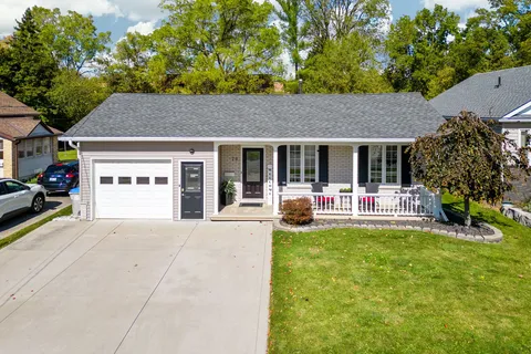 76 Sanders St, South Huron, ON N0M 1S2