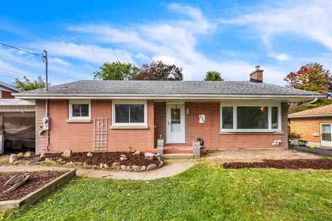 138 Wright Ave, Belleville, ON K8P 4E6