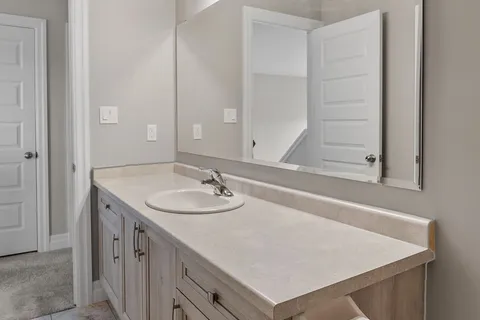 166 Queen St, Middlesex Centre, ON N0L 1R0