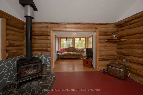 2054 Burnt Hills Rd, South Frontenac, ON K0H 1H0