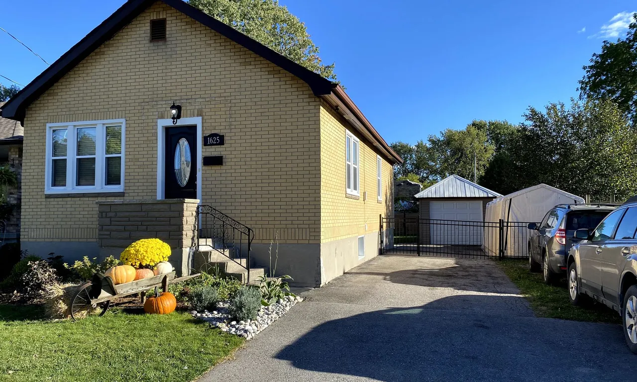 1625 HAIG St, London, ON N5W 2P3