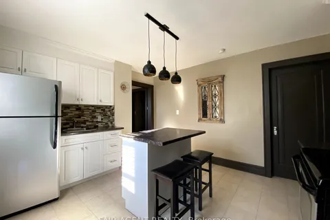 1625 HAIG St, London, ON N5W 2P3