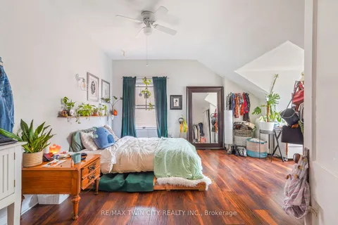 162 Chatham St, Brantford, ON N3S 4G4