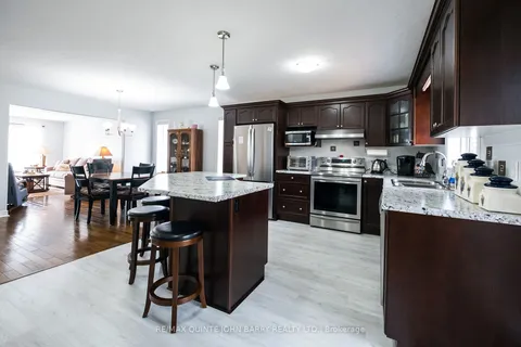 26 Fox Den Dr, Brighton, ON K0K 1H0