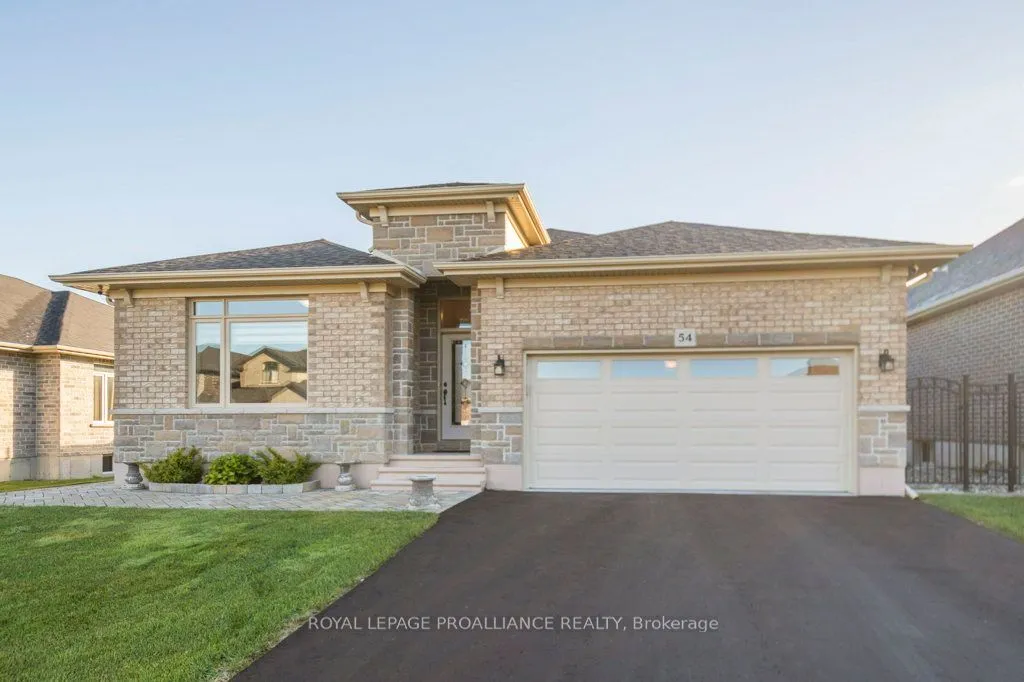 54 Stonecrest Blvd, Quinte West, ON K8R 0A4