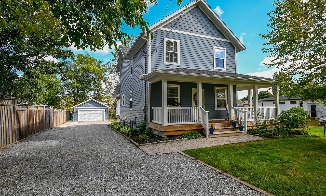1239 Pelham St, Pelham, ON L0S 1E4