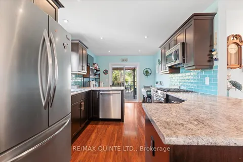 278 North Trent St St, Quinte West, ON K0K 2C0