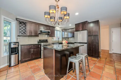 67 Hayward Cres, Guelph, ON N1G 5A3