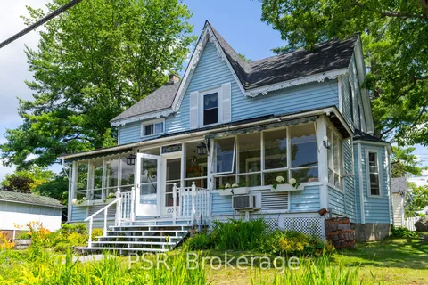 1020 Bala Falls Rd, Muskoka Lakes, ON P0C 1A0