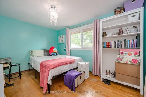 59 June Ave, Guelph, ON N1H 1H8