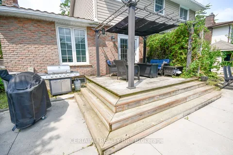39 Park Lane Dr, Stratford, ON N5A 5C1
